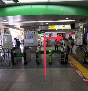 南千住駅(JR常磐線)の改札を出て西口に行きます。